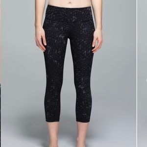 Lululemon Wunder Under Crop